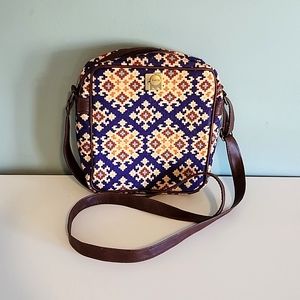 Matris Crossbody